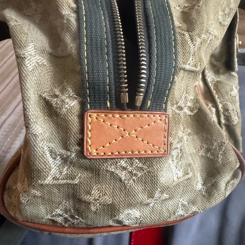 Louis Vuitton Limited Edition Monogramouflage Denim Jasmine Bag - Picture 13 of 13